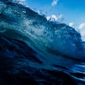 Waves Ngarunui Beach Raglan New Zealand